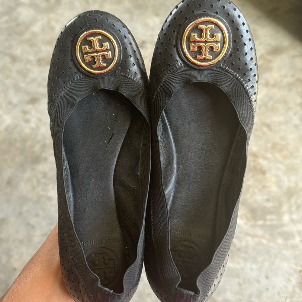 Tory Burch black ballet flats size 7.
